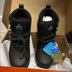 Ozark Trail Men's Mt. Meadows 2.0 Boots - Brown size 12